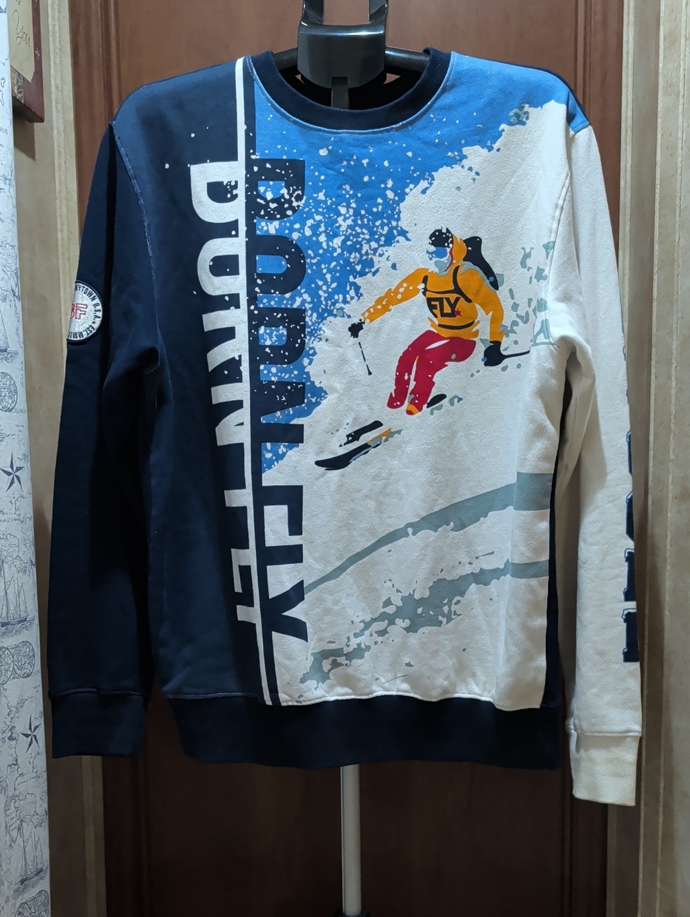 Born Fly Graphic Ski Crewneck Sweatshirt - Navy & White